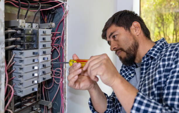 Best Licensed Electrician  in Bay City, OR
